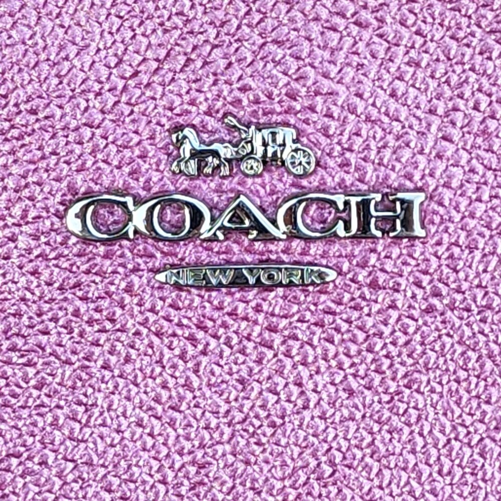 Coach Metallic Lilac Leather Wristlet - Picture 3 of 10